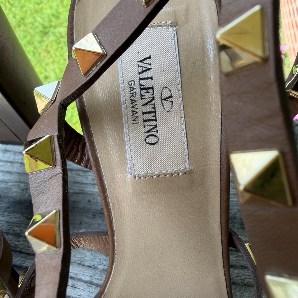 Women's Valentino Garavani Rockstud Block Heel Sandal size 38 - Picture 3 of 12